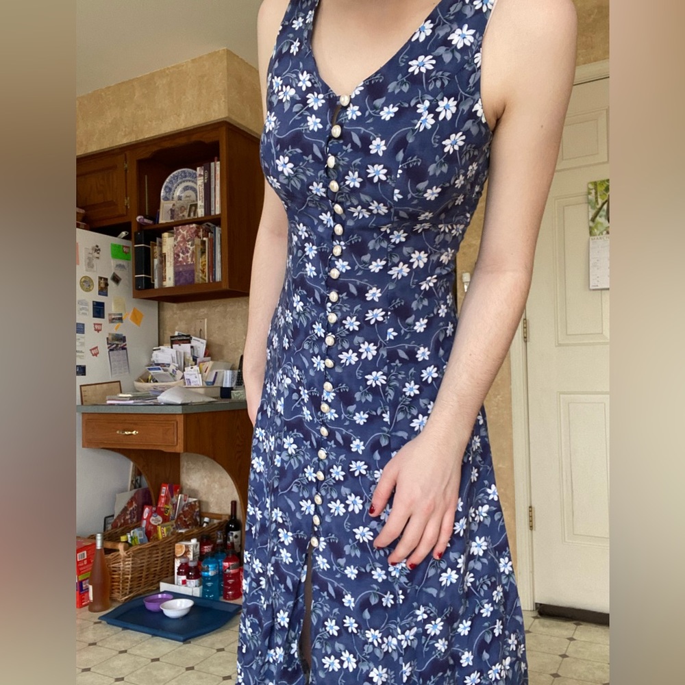 DBY 90s button up floral midi dress